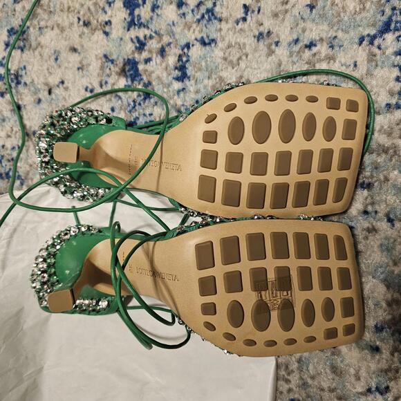 New Bottega Veneta Green Parakeet Crystal Embellished Sparkle Stretch sz 38 - Picture 3 of 4